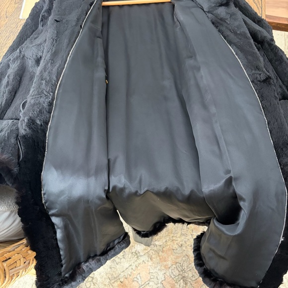 Vintage Black Fur Coat - Picture 13 of 14